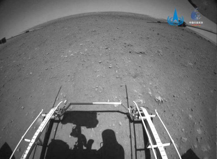 Thế giới khoa học không ngừng đi tới những bước đột phá mới. Hãy xem hình ảnh về robot Sa-ho-a của Trung Quốc trên sao Hỏa để biết thêm về công nghệ hàng đầu của họ.