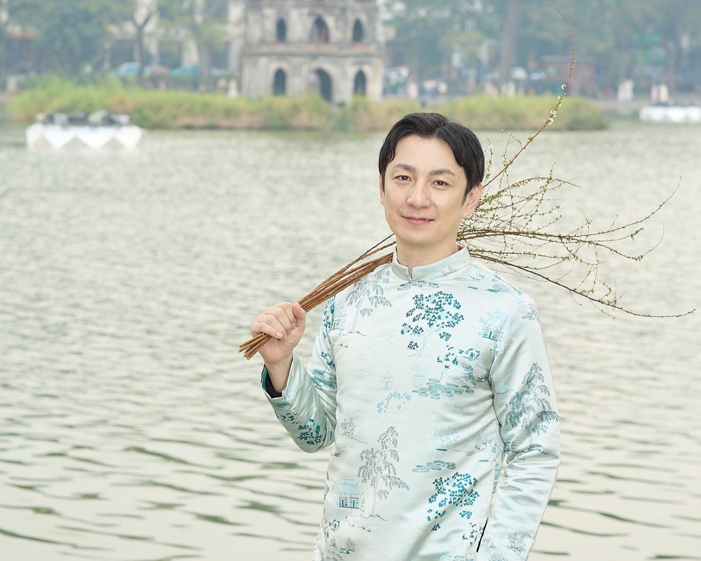 Hương vị Tết Việt lưu luyến bạn bè quốc tế 