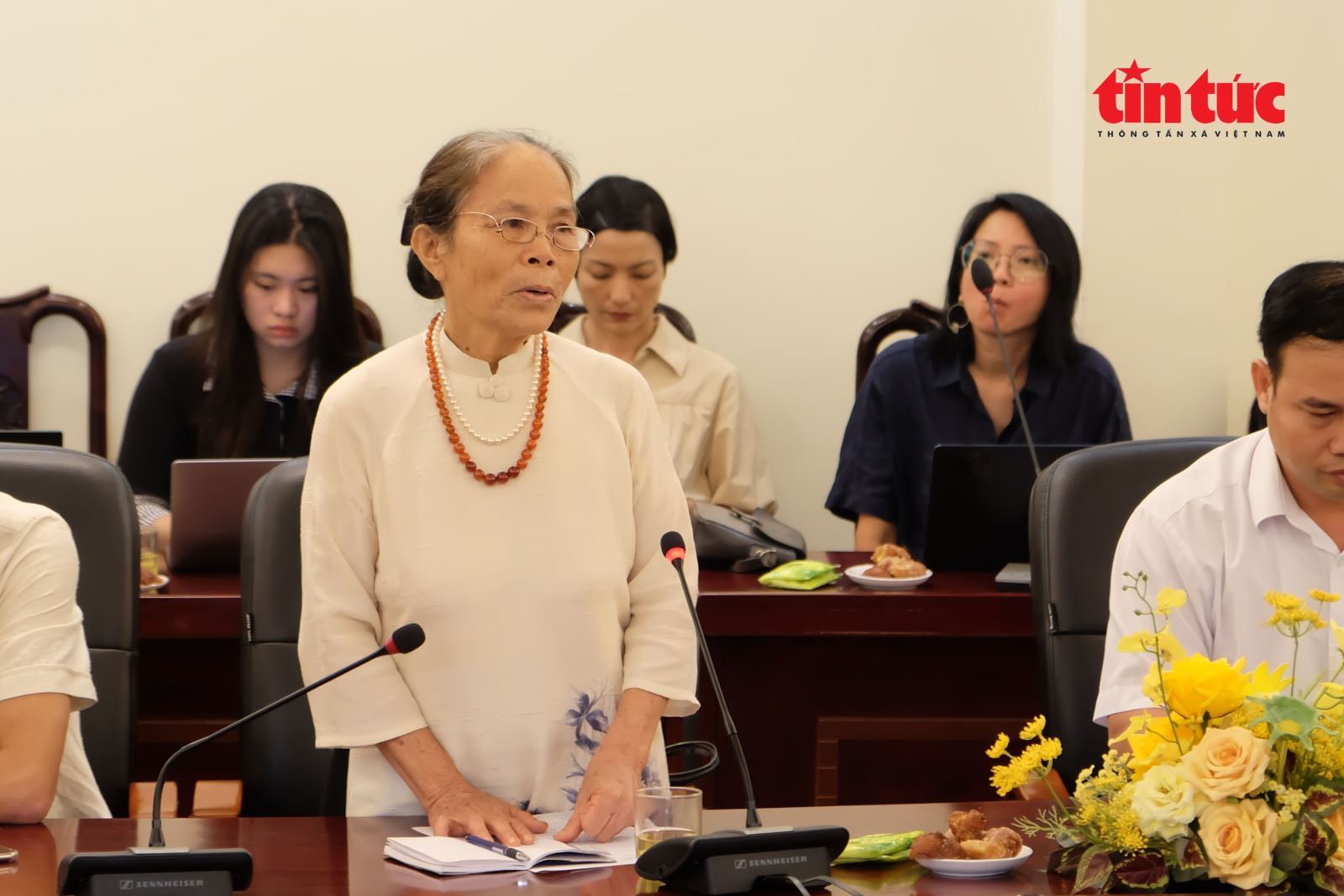 Chú thích ảnh