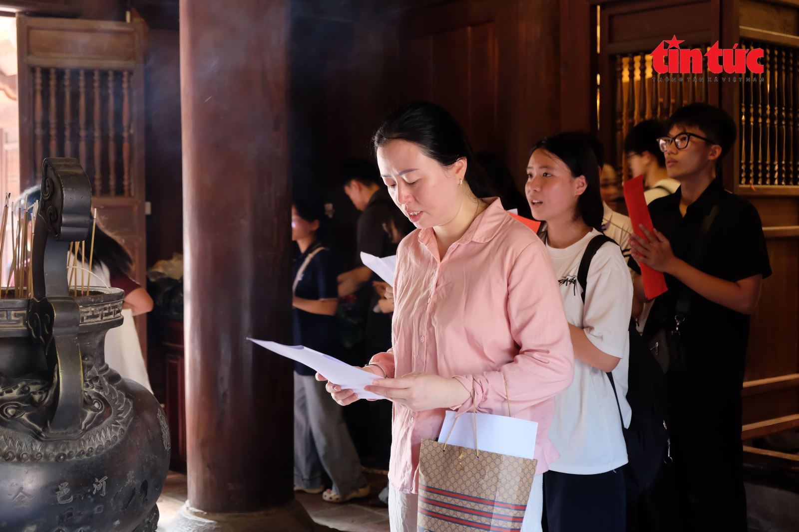 Chú thích ảnh