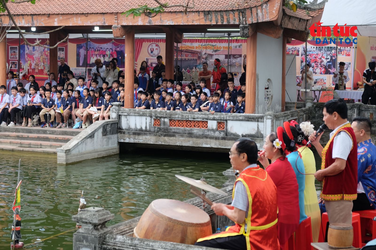 Chú thích ảnh