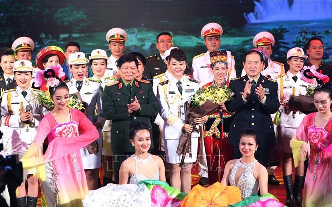 tọa đàm giao lưu hữu nghị quốc phòng biên giới việt - trung hình 4 Chú thích ảnh
