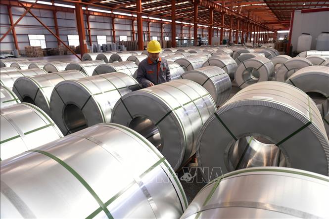 Dữ liệu hàng trăm chính trị gia Đức bị phát tán; Hạ viện Mỹ thông qua dự luật ngân sách
