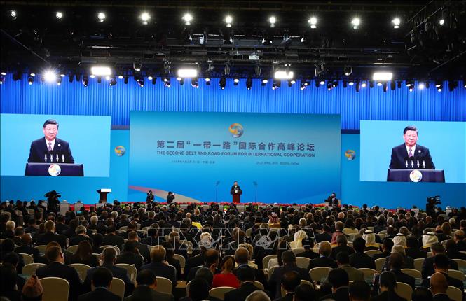 Tổng thống Putin nhận lời đến thăm Triều Tiên; Myanmar ân xá gần 16.000 tù nhân trong vòng 1 tháng