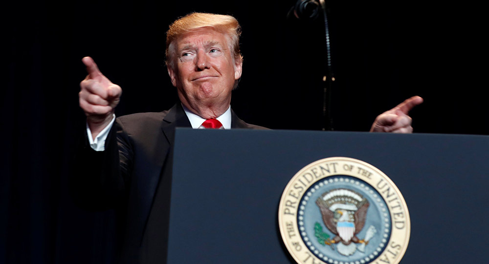 Tổng thống Trump tin ông Putin hơn tình báo Mỹ; Đức và Pháp đàm phán về xuất khẩu vũ khí